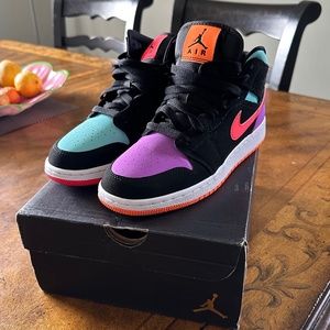 Air Jordan 1s Mids Candy Paint